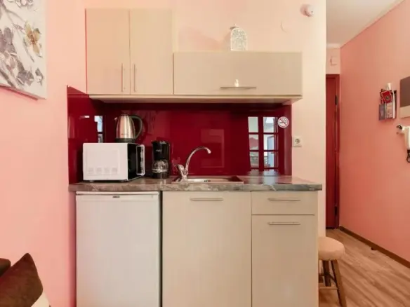 Flat In Ano Poli, Greece (27 M²)