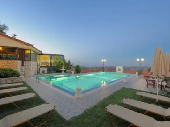 Villa In Gorgolaini, Greece (582 M²)