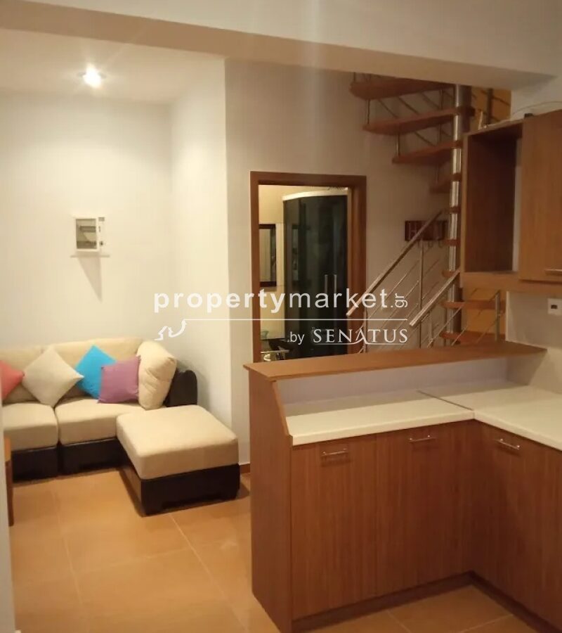 Two-bedroom Maisonette In Desired Location, 82 M² Updated