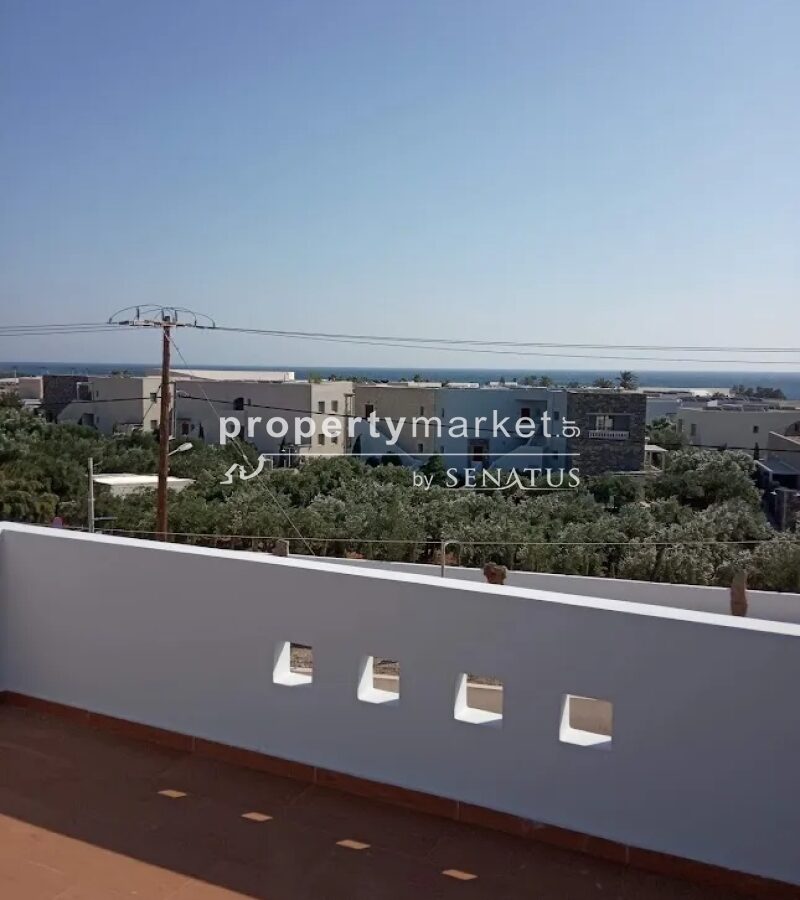 Two-bedroom Maisonette In Desired Location, 82 M² Updated