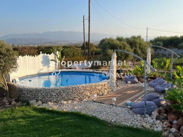 Villa With 3 Bedrooms In Coastal Location