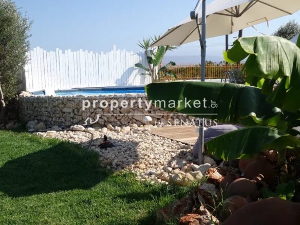 Villa With 3 Bedrooms In Coastal Location