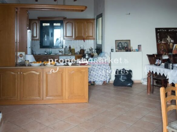 Single-family Home 240 M²