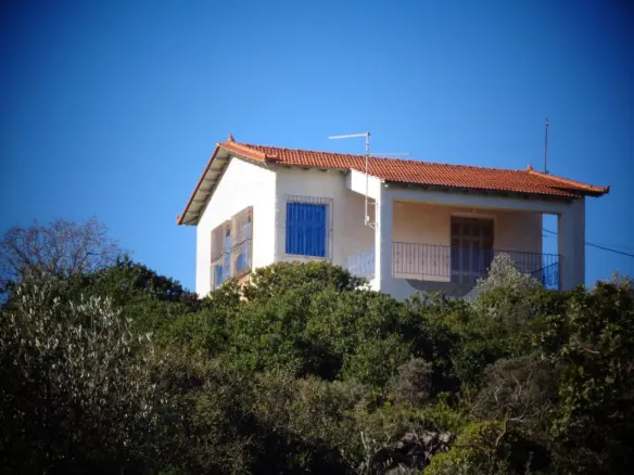 2-bedroom Detached House In Greece (80 M²)