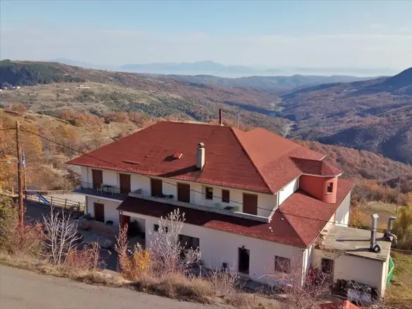 Hotel In Theodoros Ziakas, Greece (1.050 M²)