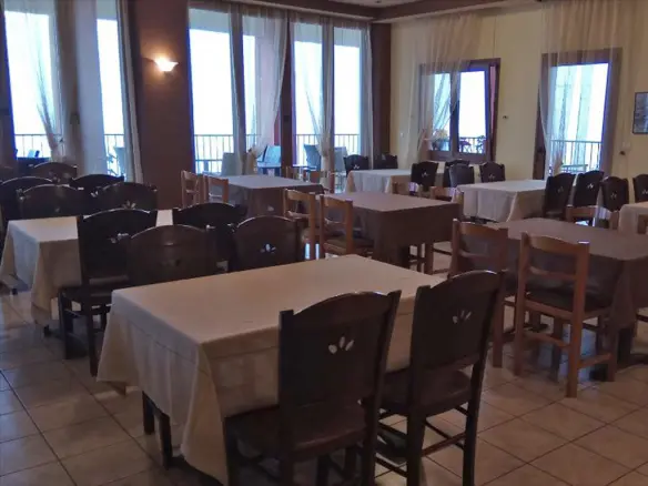 Hotel In Theodoros Ziakas, Greece (1.050 M²)