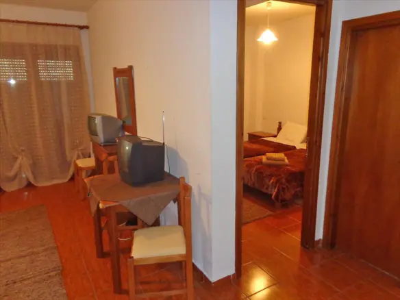Hotel In Theodoros Ziakas, Greece (1.050 M²)