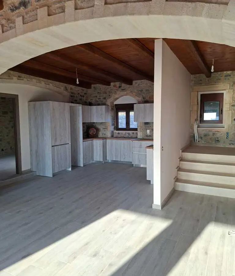 5-bedroom Detached House In Gazi, Greece (220 M²)