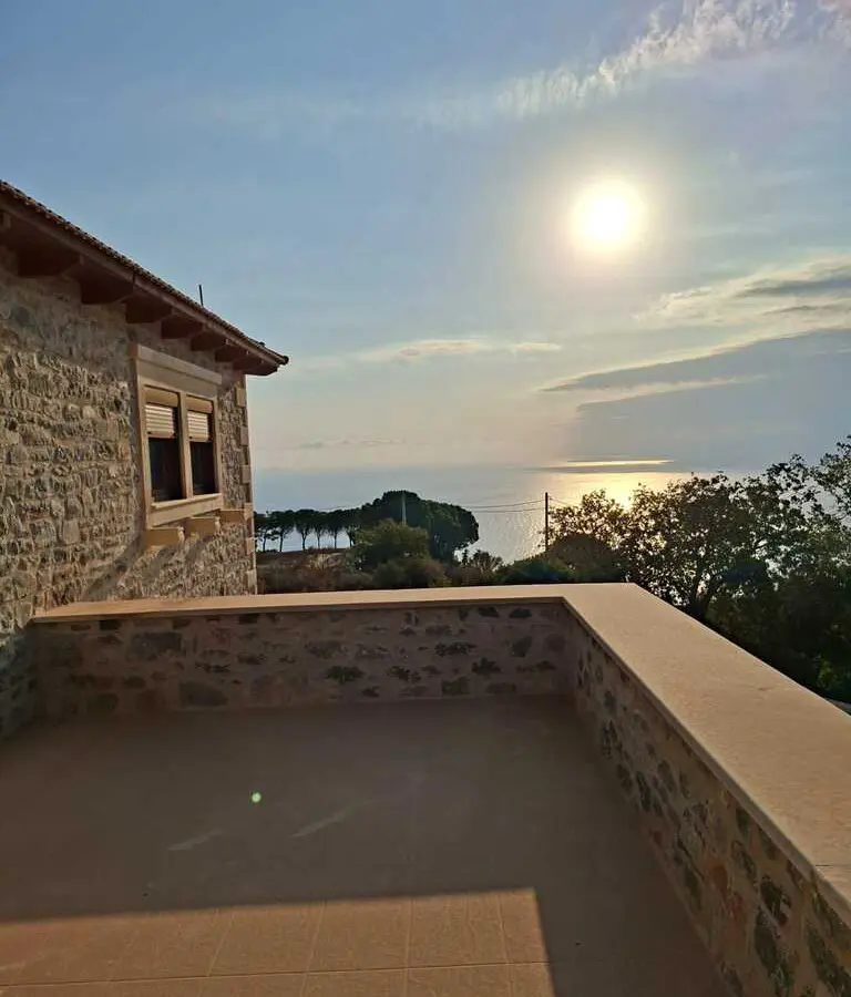 5-bedroom Detached House In Gazi, Greece (220 M²)