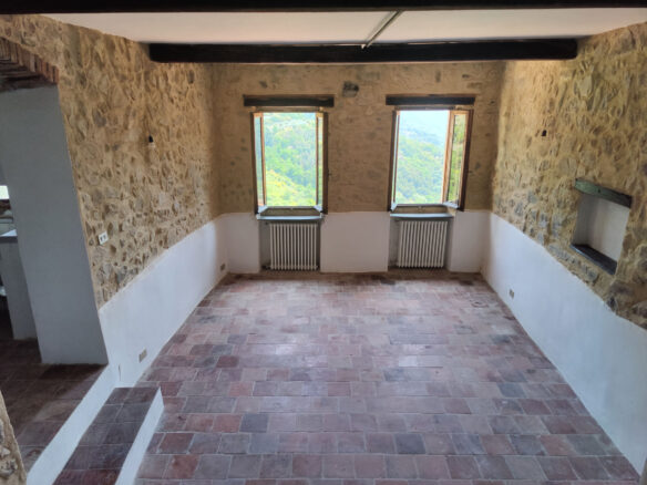 B60 Renovated Apartment With Panoramic View – 80 Sqm, No Condo Fees