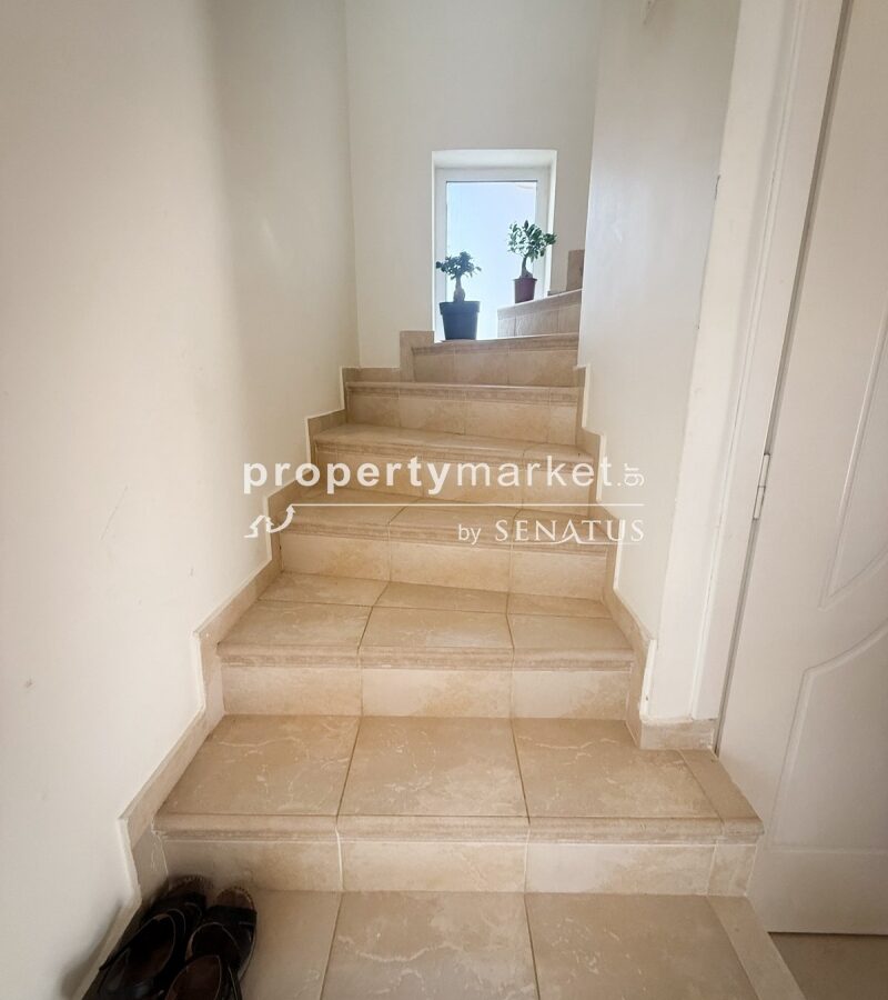 Single-family Home 135 M²