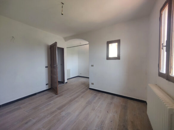 B60 Renovated Apartment With Panoramic View – 80 Sqm, No Condo Fees