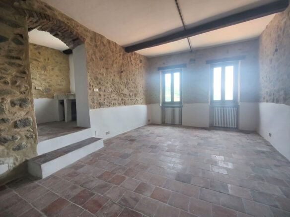 B60 Renovated Apartment With Panoramic View – 80 Sqm, No Condo Fees