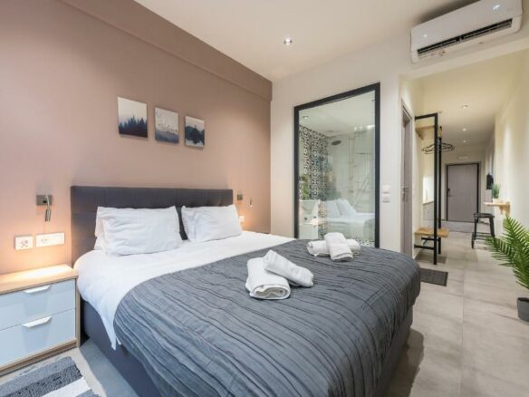 Prime Investment Opportunity In The Heart Of Athens – Fully Licensed Tourist Property