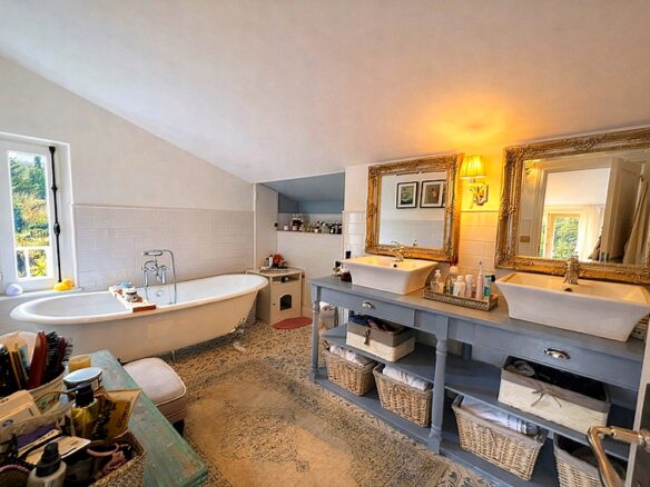 Exclusive Villa In Bargemon