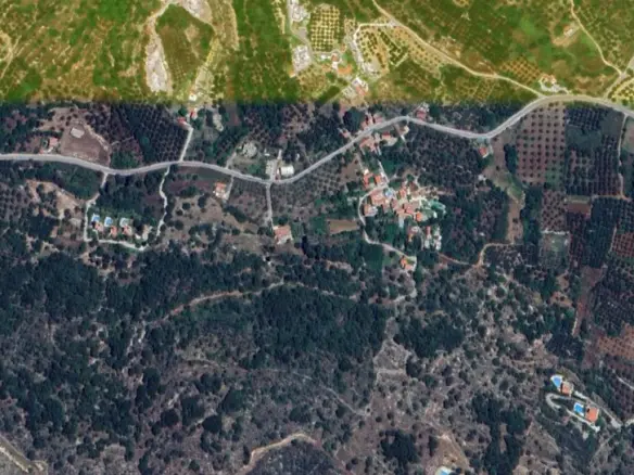 Land 1282 M² In Crete