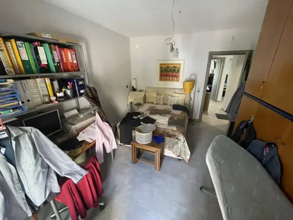 Complex 430 M² In Kavala