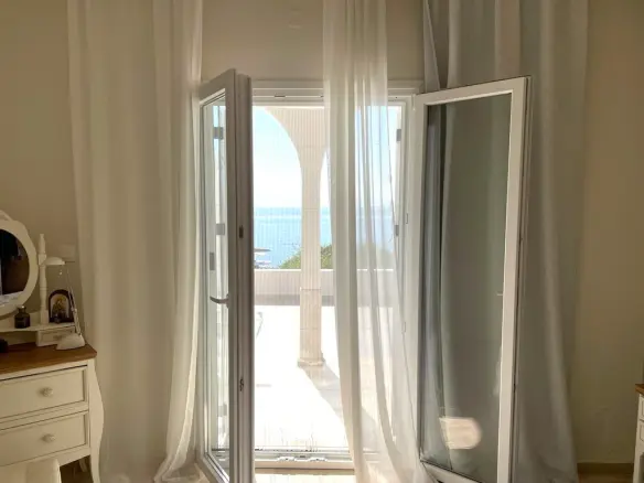 Detached House 209 M² In Corfu
