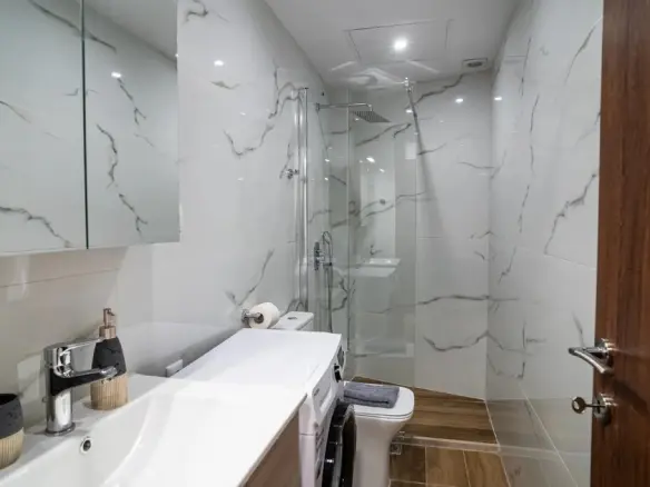 Flat 25 M² In Thessaloniki