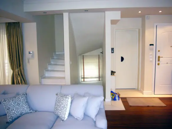 Maisonette 207 M² In Athens