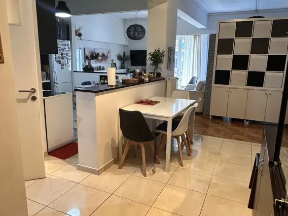 Flat 105 M² In Athens