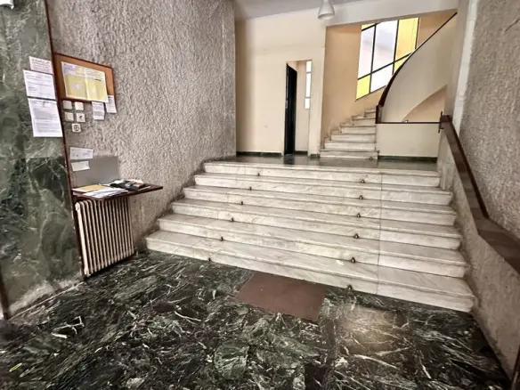Flat 105 M² In Athens