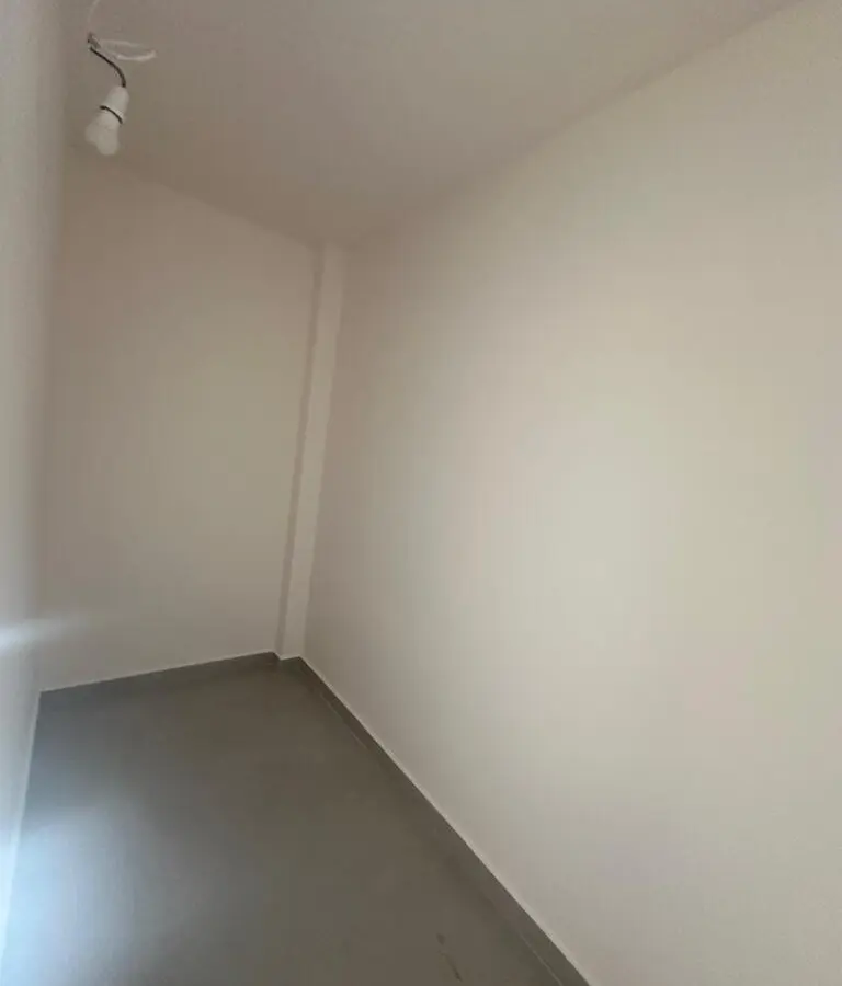 Detached House 230 M² In Athens