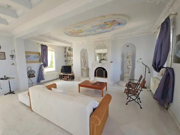 4-bedroom Villa In Kassandra, Greece (288 M²)
