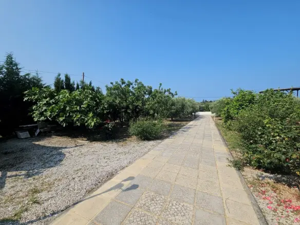 4-bedroom Villa In Kassandra, Greece (288 M²)