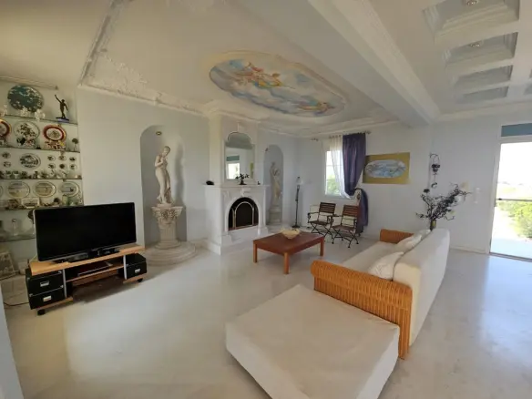 4-bedroom Villa In Kassandra, Greece (288 M²)