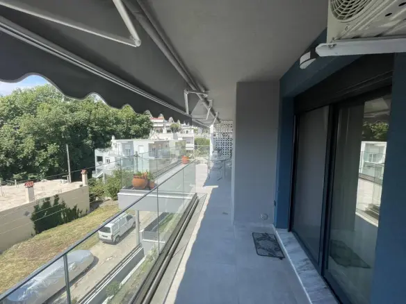 Complex 430 M² In Kavala
