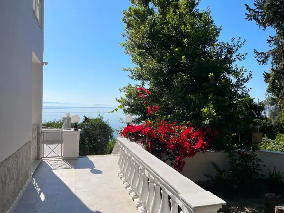 Detached House 209 M² In Corfu