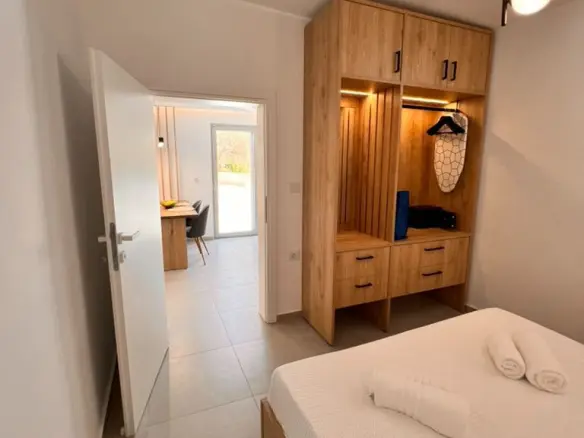 Business 144 M² In Crete
