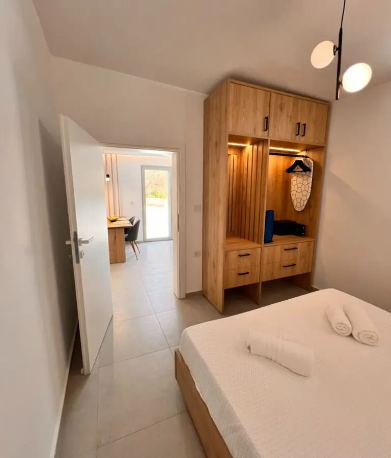 Business 144 M² In Crete