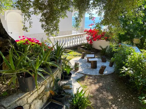 Detached House 209 M² In Corfu