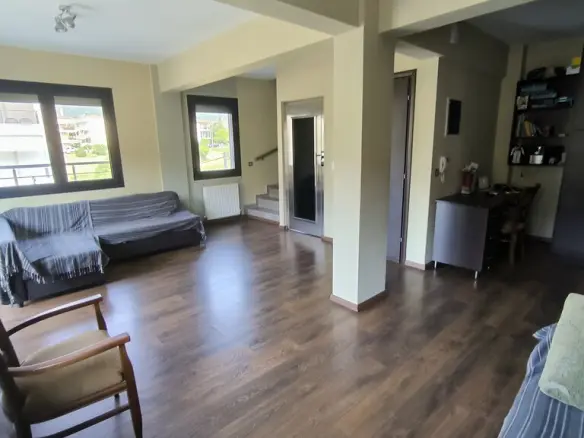 Detached House 220 M² On The Olympic Coast