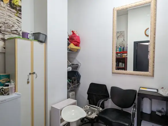Commercial In Lo Crispin, Spain (69 M²)