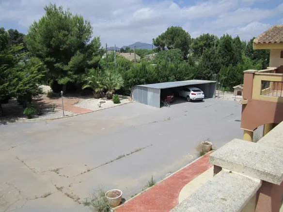 6-bedroom Detached Villa In Yecla, Spain (501 M²)