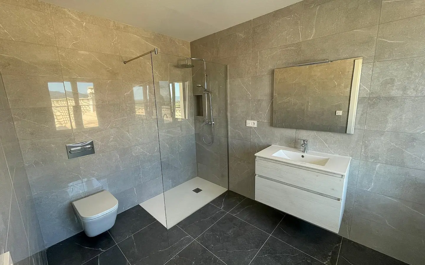 4-bedroom Detached Villa In Pinoso, Spain (225 M²)