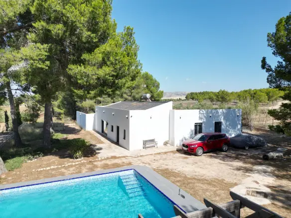 4-bedroom Detached Villa In Villena, Spain (216 M²)