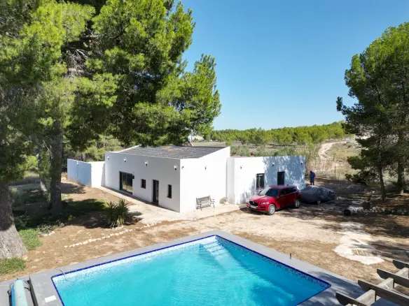 4-bedroom Detached Villa In Villena, Spain (216 M²)
