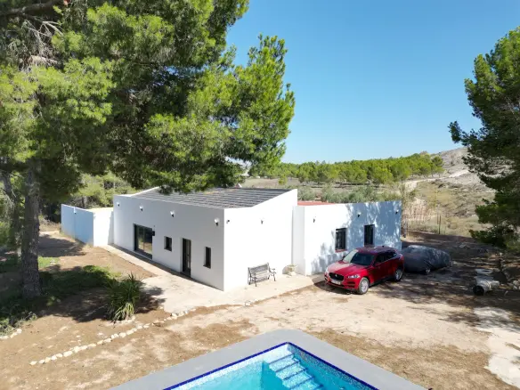 4-bedroom Detached Villa In Villena, Spain (216 M²)