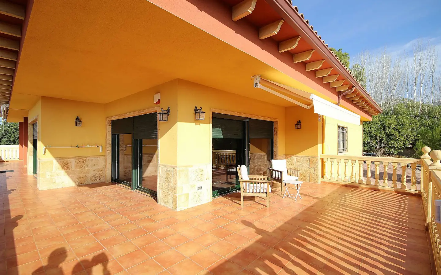 4-bedroom Detached Villa In Petrer, Spain (550 M²)