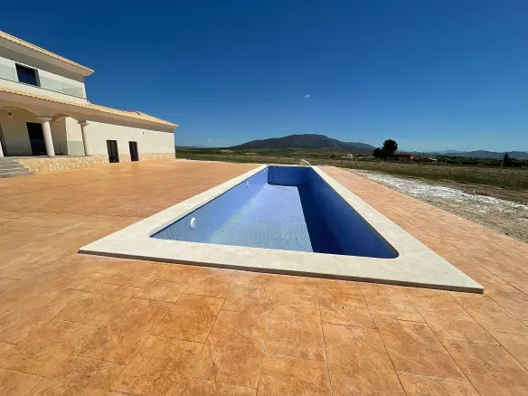 4-bedroom Detached Villa In Pinoso, Spain (225 M²)