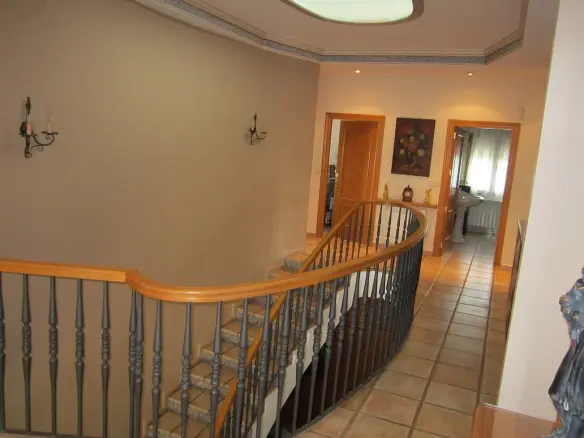 6-bedroom Detached Villa In Yecla, Spain (501 M²)