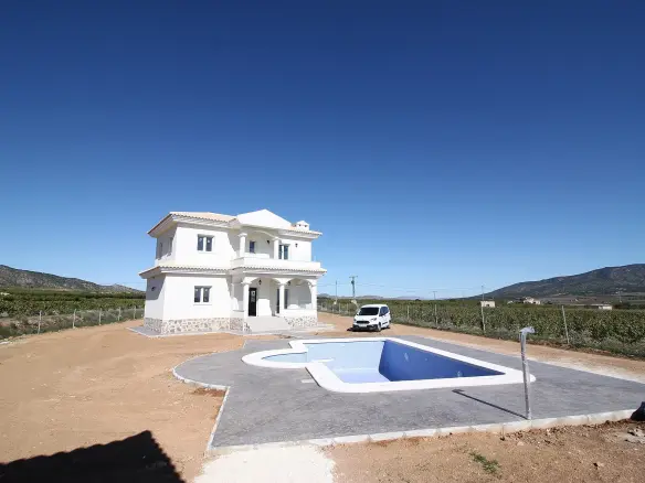 4-bedroom Detached Villa In Pinoso, Spain (150 M²)