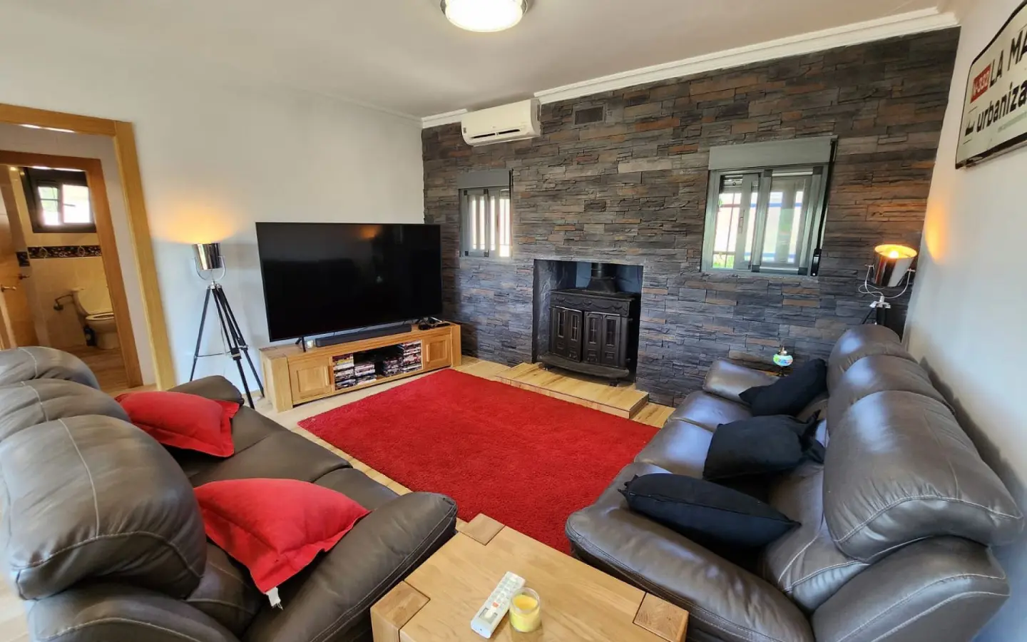 4-bedroom Detached Villa In Villena, Spain (216 M²)