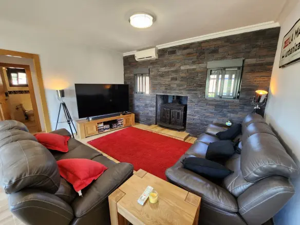 4-bedroom Detached Villa In Villena, Spain (216 M²)