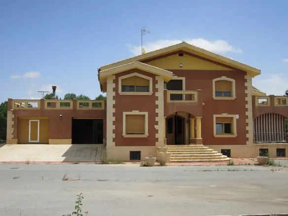 6-bedroom Detached Villa In Yecla, Spain (501 M²)