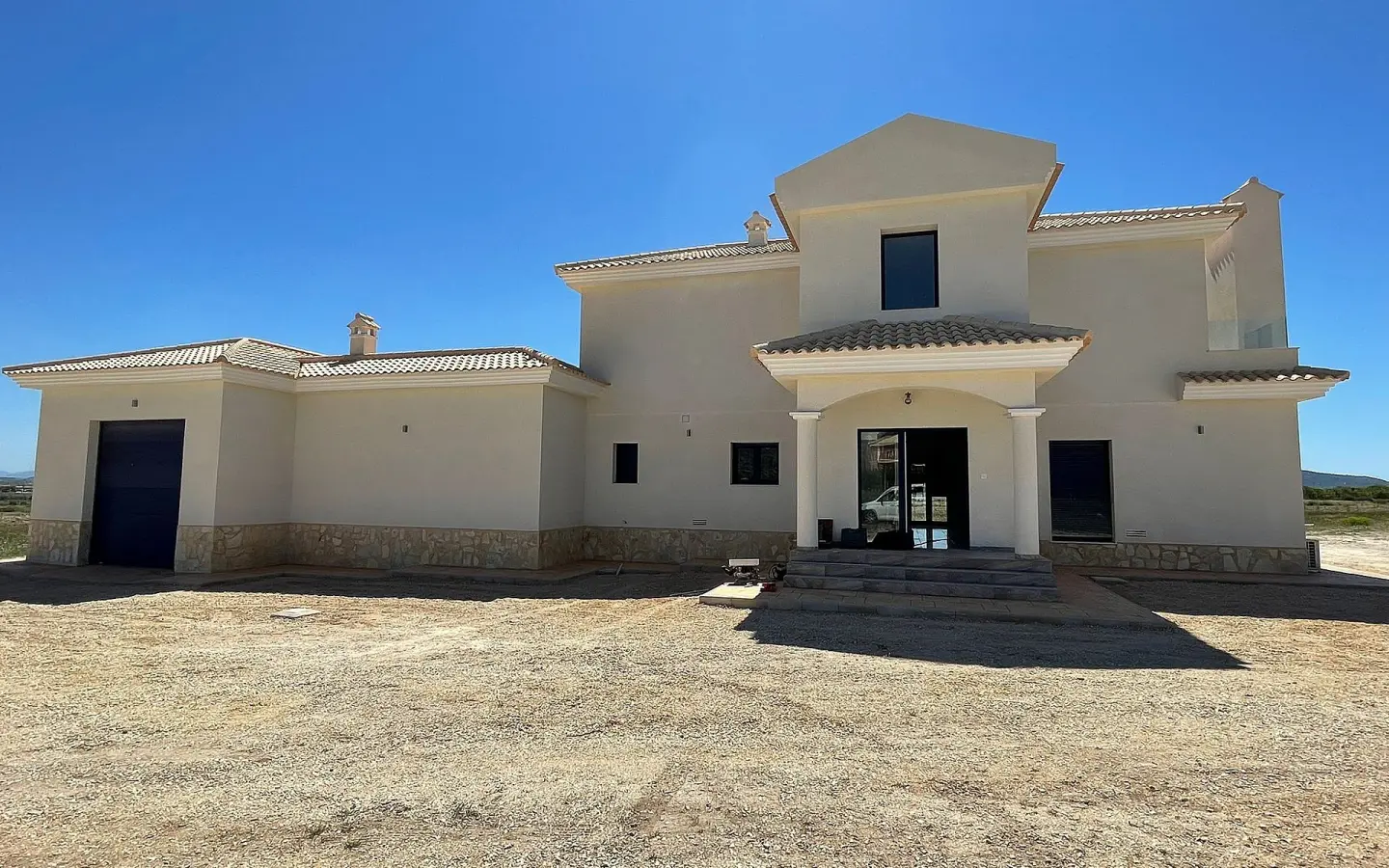4-bedroom Detached Villa In Pinoso, Spain (225 M²)